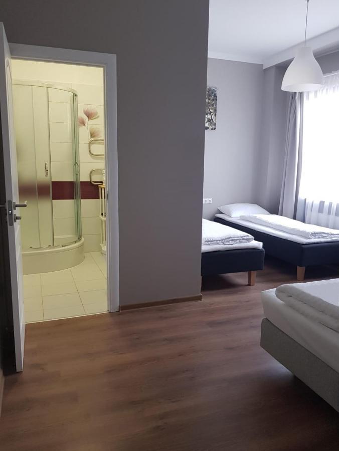 Kuivizu Krogs - Motelis Salacgrīva エクステリア 写真