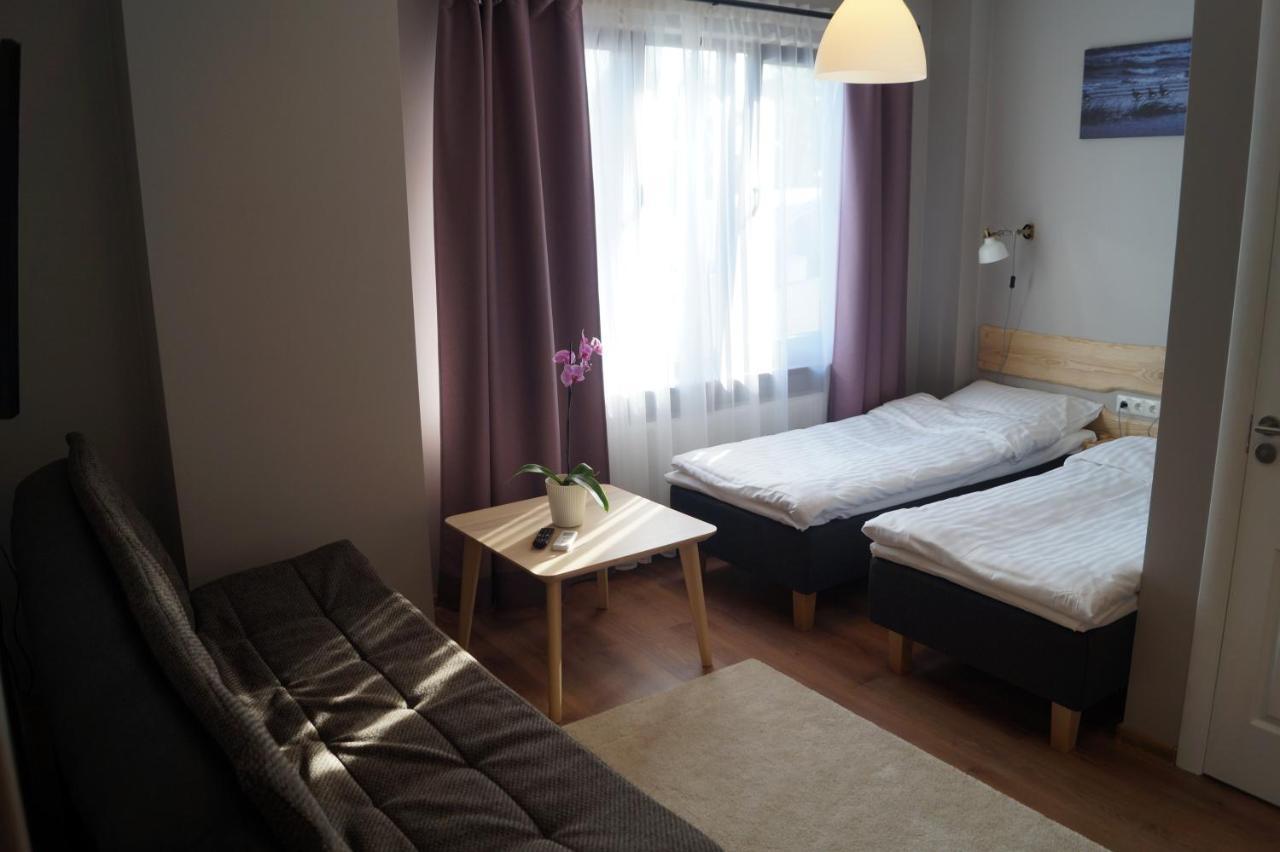 Kuivizu Krogs - Motelis Salacgrīva エクステリア 写真