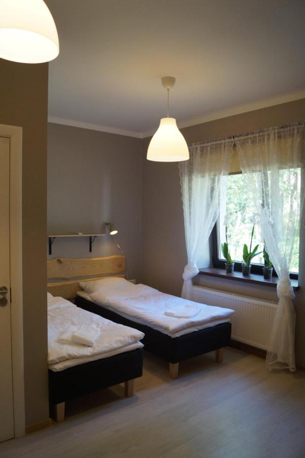Kuivizu Krogs - Motelis Salacgrīva エクステリア 写真